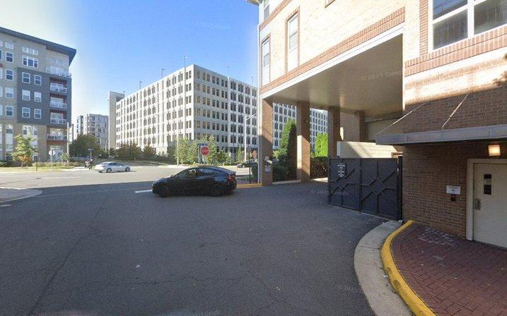 Camden Dulles Station Building I - Parking Garage