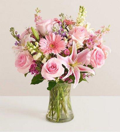 Artistic Touch Florist & Gift Shop