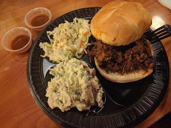 Willard's Real Pit BBQ