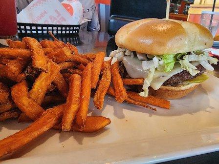Red Robin Gourmet Burgers and Brews