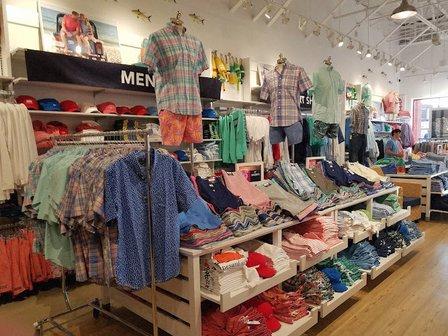 vineyard vines Outlet
