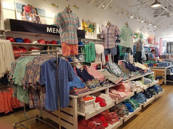 vineyard vines Outlet