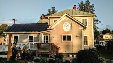 Animal Clinic of Clifton. Dr. Hall