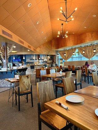 703 Thai Cuisine