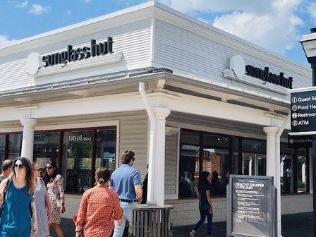 Sunglass Hut