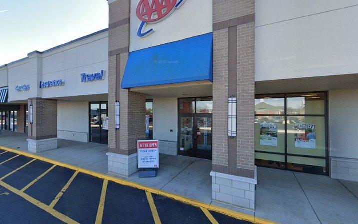 Amazon Counter - AAA Manassas