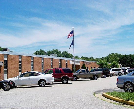 Sideburn Support Center(Field House)