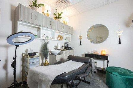 Sola Salons