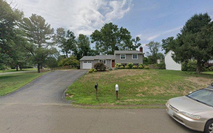 Samantha Donelan - Licensed Realtor