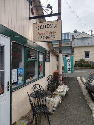 Teddy's Pizza & Subs