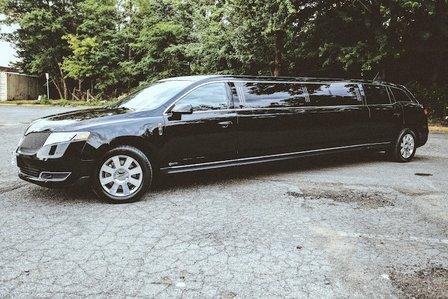 Skyhawk Limousine