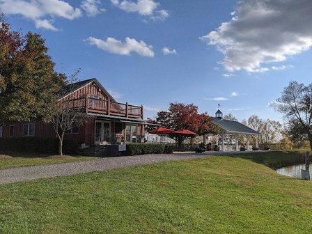 Doukénie Winery