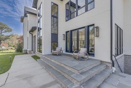 Monarch Custom Homes