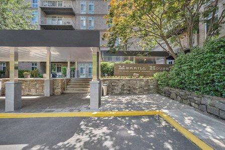 Merrill House Apartments