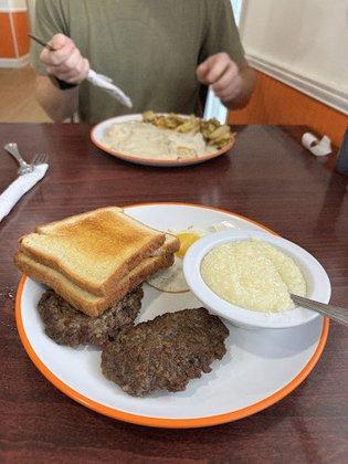 Lovettsville Diner