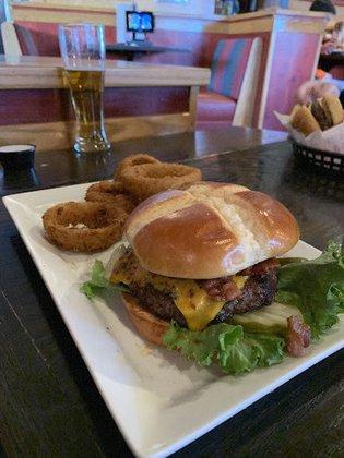 Red Robin Gourmet Burgers and Brews
