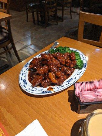 Young Chow Cafe Chinese and Thai Restaurant
