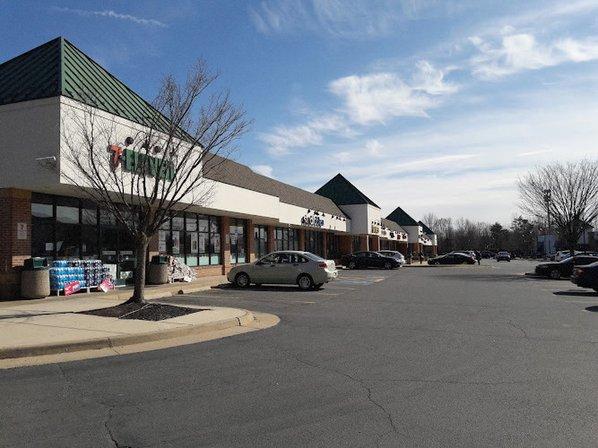 Old Ashburn Square