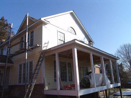 Mike Ree Exterior