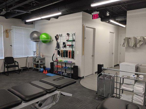 Tim Zelch, DPT, FAAOMPT, Dip MDT, COMT, CMTPT