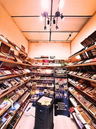Tobacco Hut & Vape Fairfax