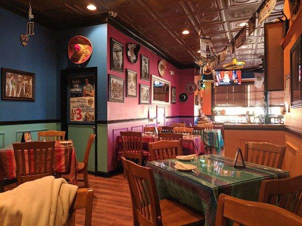 Mariachis Tequileria & Restaurant