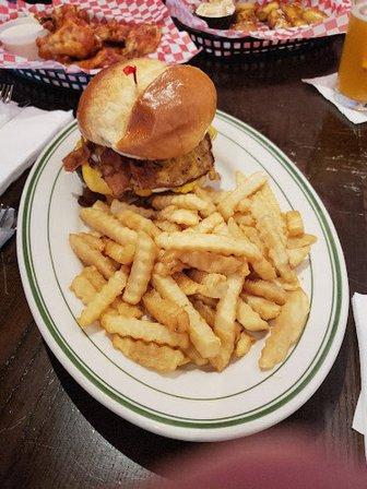 Mark's Pub