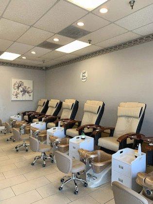 Emerald Nail Salon