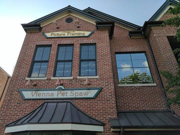 Applegate Gallery & Custom Framing