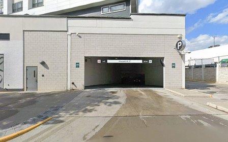 Free 5hr underground public parking hidden entrance