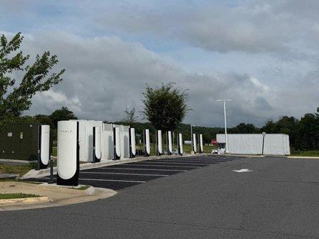 Tesla Supercharger