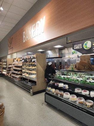 Giant Bakery