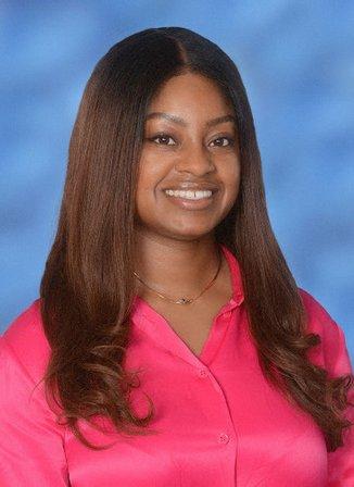 Aatirah Holmes, MD
