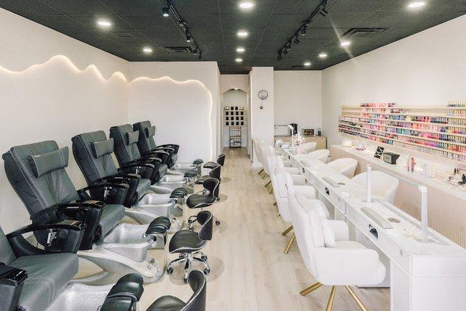 April Nails & Spa