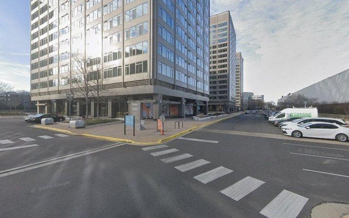 5203 Leesburg Pike Falls Church Parking