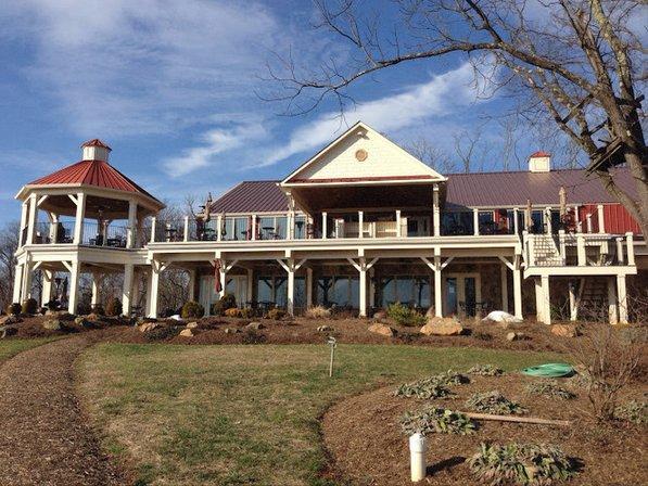 Cana Vineyards and Winery of Middleburg