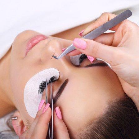 Mona Beauty Loft