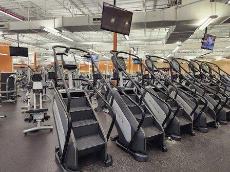 Gold's Gym - Merrifield