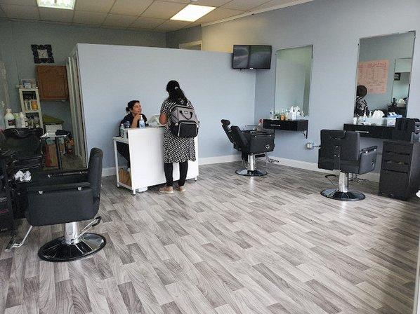 Everest Beauty Salon