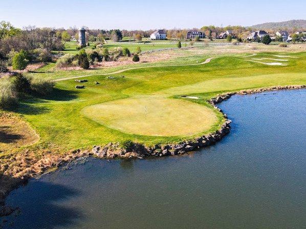 Raspberry Falls Golf & Hunt Club