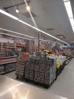 Centro Market