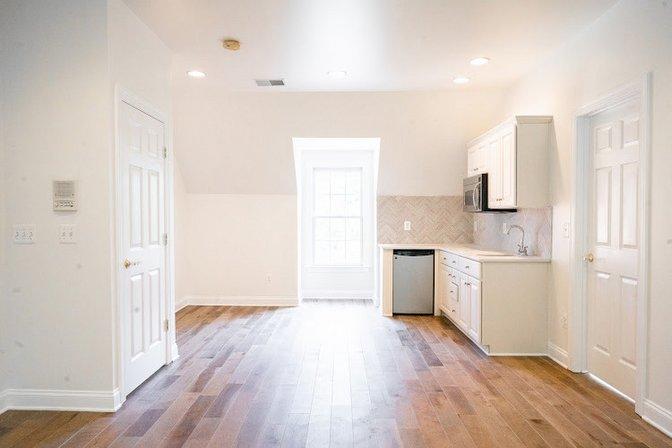 Home Living Construction