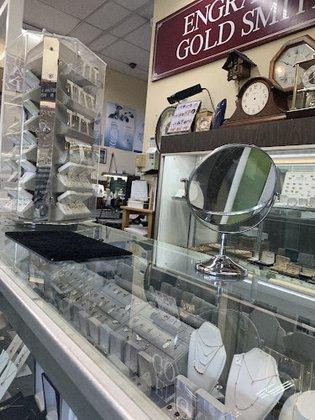 Kim's Watchmakers & Jewelers