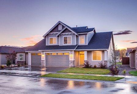 Pia Real Estate Consultant/Realtor