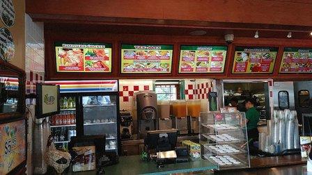 Guapo's Taqueria & Charcoal Chicken