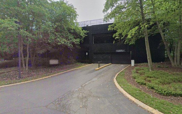 2214 Rock Hill Rd Parking