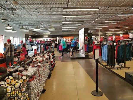 Nike Factory Store - Leesburg
