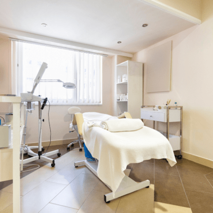 USA Hemorrhoid Centers - Vienna