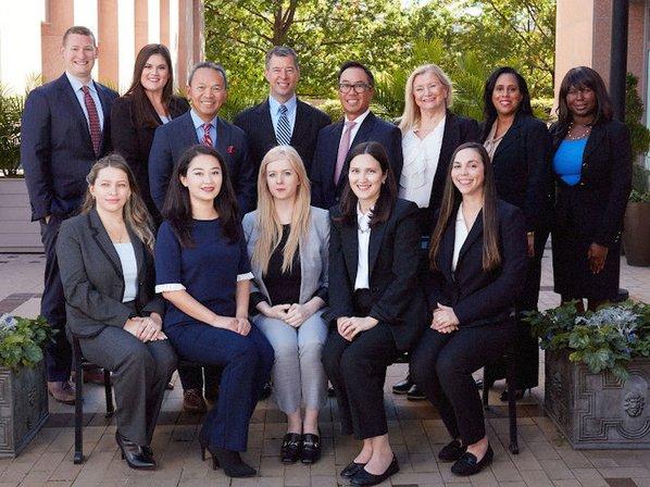 Merrill Lynch Financial Advisor Ban Tran