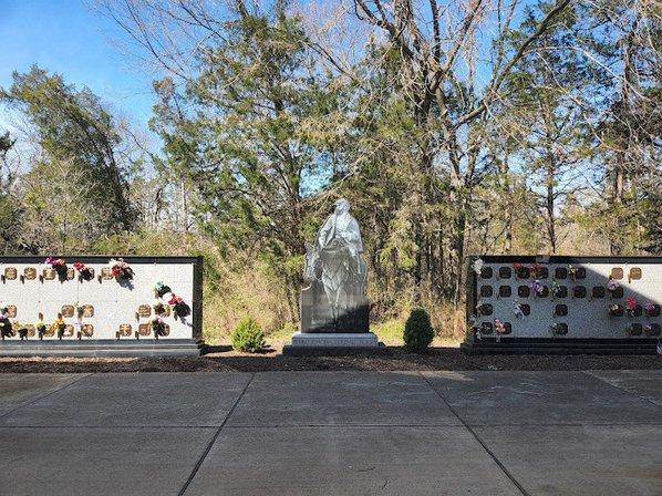 Stonewall Memory Gardens